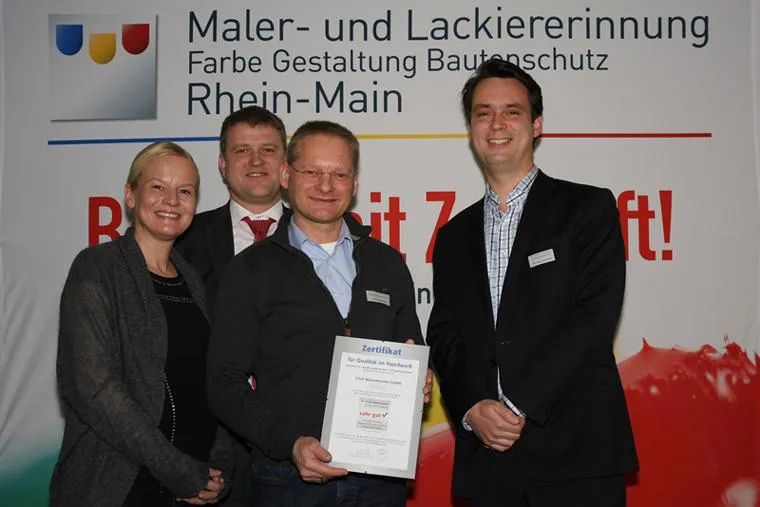 Zilch Malermeister aus Offenbach erhalten das Gütesiegel "sehr gut" Bild: Zilch Malermeister aus Offenbach erhalten das Gütesiegel "sehr gut"