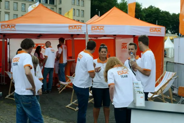 Commerzbank Firmenlauf Leipzig: DAK-Gesundheitspokal für die „Fitteste Firma“ Bild: Commerzbank Firmenlauf Leipzig: DAK-Gesundheitspokal für die „Fitteste Firma“