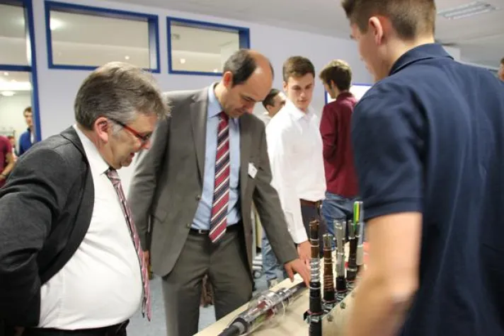 Bild: Gelebte Praxisintegration – Praxispartnertag 2016 an der Hochschule Weserbergland (HSW)