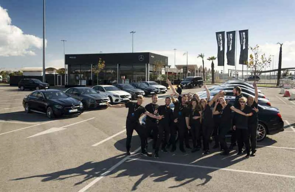 OLYMP-Team in Faro (Foto: OLYMP, frei zur Veröffentlichung bei Namensnennung)