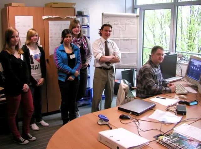 Bild: Handyprogrammierung am Girl´s Day im Zukunftszentrum Herten