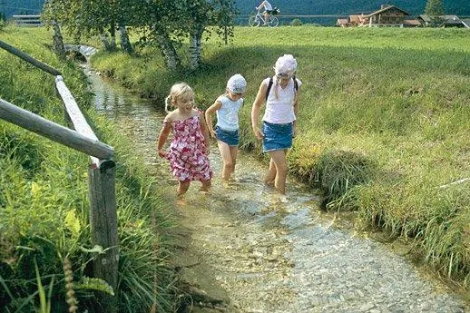 Bild: Schule ade, Bergabenteuer hurra - Ferienprogramm der Alpenwelt Karwendel startet am 3. Juli 09