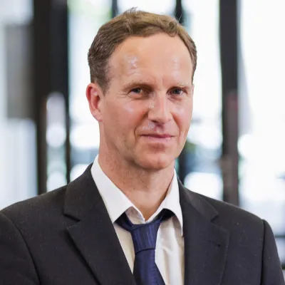 Bild: Halberstädter Dozent bietet altersgerechte Einblicke in die moderne Hirnforschung