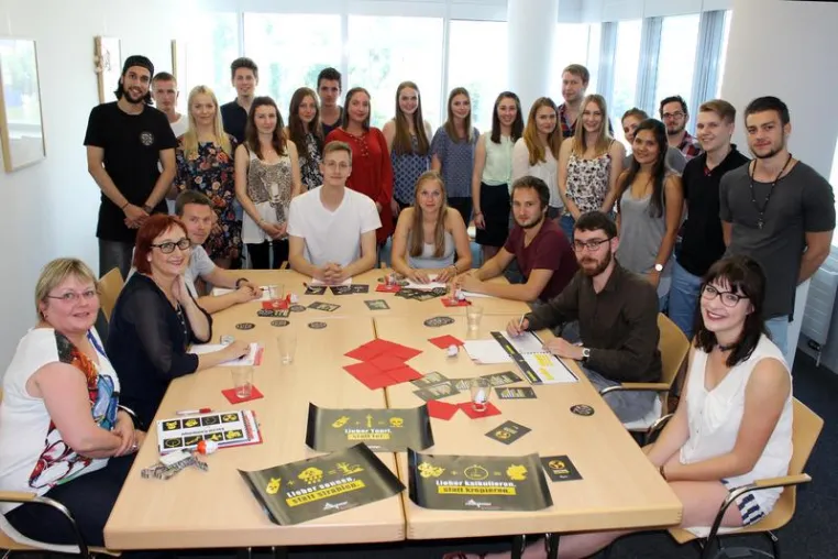Düsseldorfer EMBA-Studenten entwickeln Teilkampagne für Friedensnobelpreisträger Bild: Düsseldorfer EMBA-Studenten entwickeln Teilkampagne für Friedensnobelpreisträger