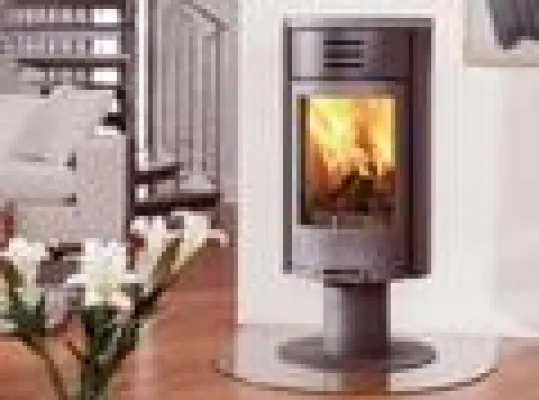 Bild: Ökologisch Heizen mit Holz und Holzpellets