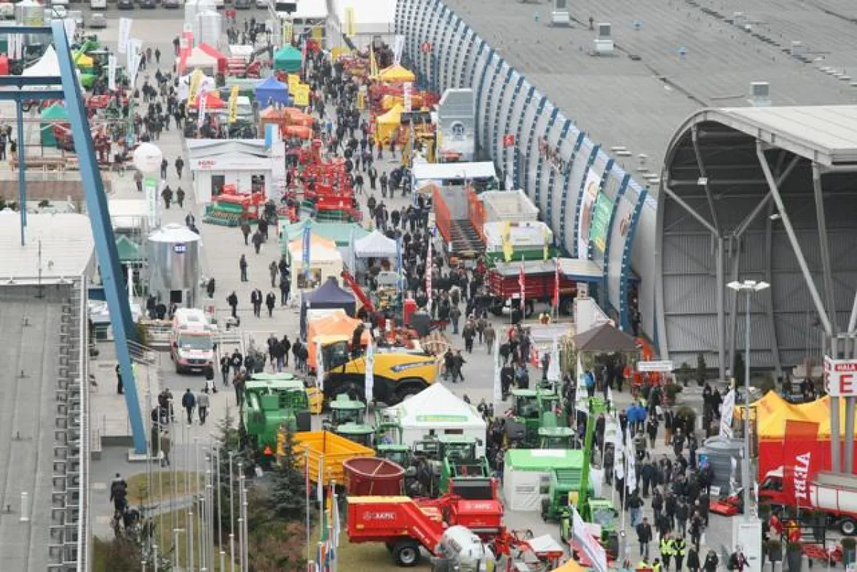 Die 20. AGROTECH profitierte von dem großen Freigelände der Messe Kielce.
