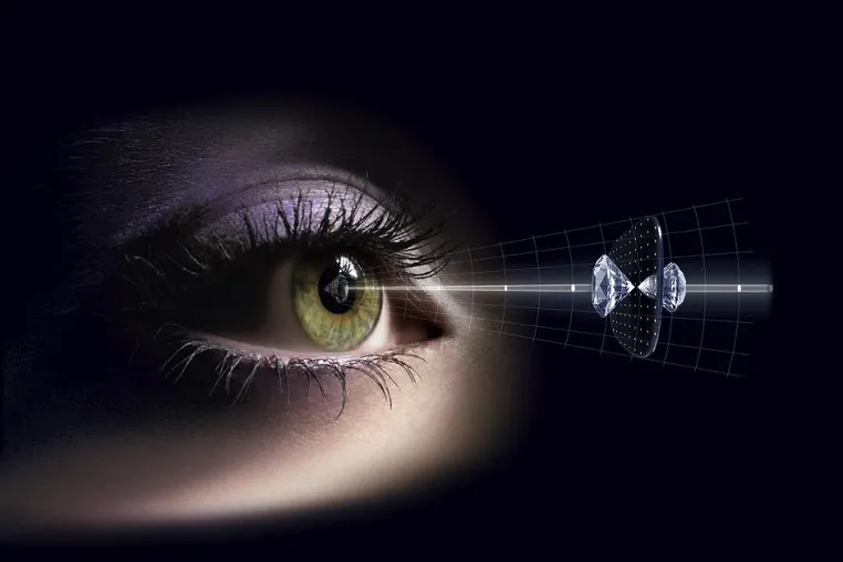 Neue Wege in der Augenoptik: Weltmarktführer Essilor ist mit neuen Produktkonzepten auf Erfolgskurs Bild: Neue Wege in der Augenoptik: Weltmarktführer Essilor ist mit neuen Produktkonzepten auf Erfolgskurs