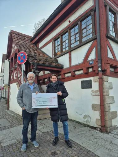 Mönig Immobilienmanagement Unterstützt Kinderschutzbund Böblingen Sindelfingen Bild: Mönig Immobilienmanagement Unterstützt Kinderschutzbund Böblingen Sindelfingen