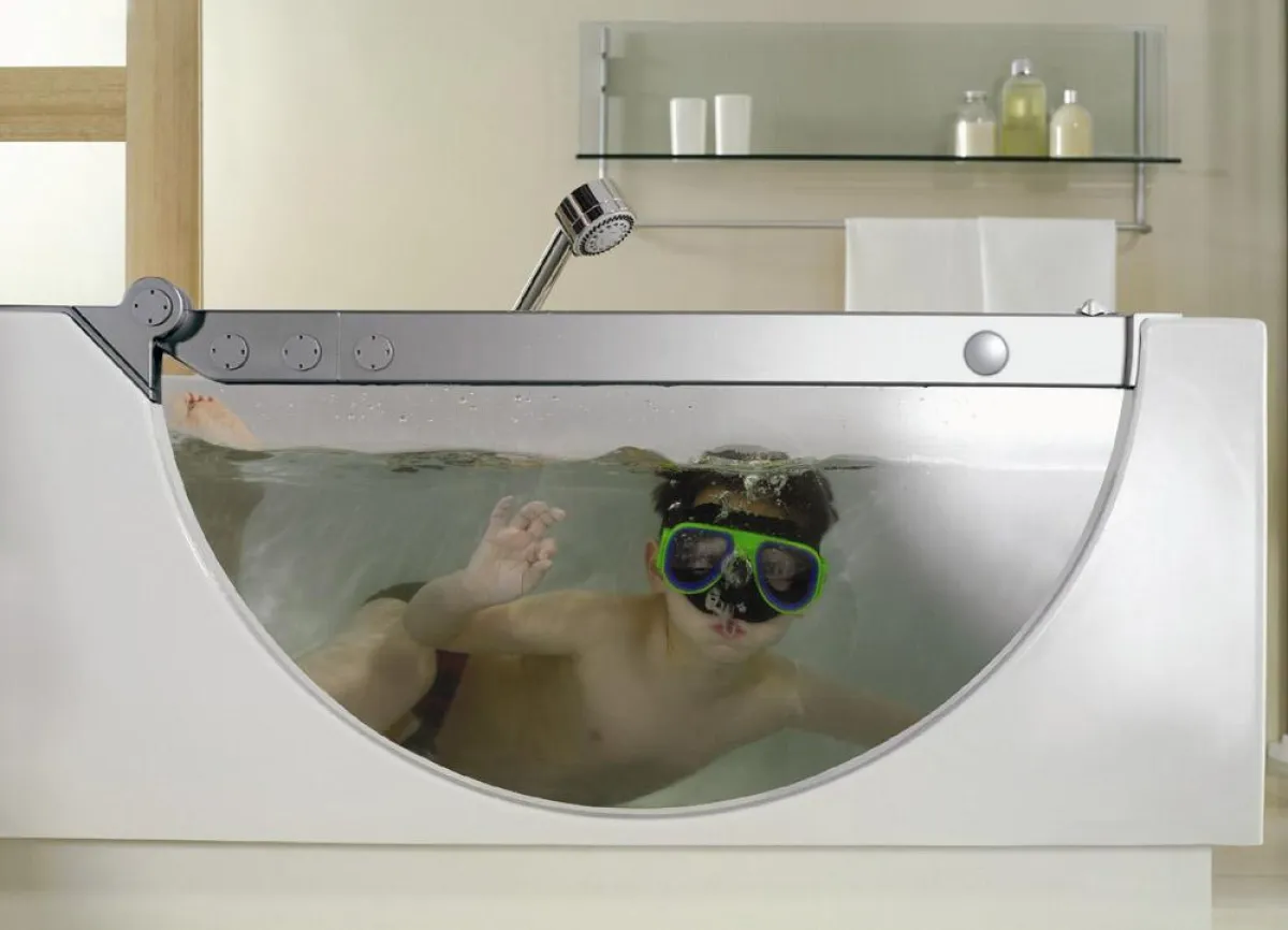 Altersgerechte Badeinrichtung wie begehbare Badewannen und ästhetische Ansprüche müssen sich nicht widersprechen