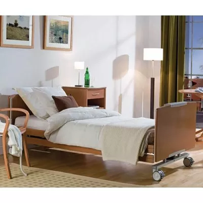 Bild: Elektrisches Pflegebett «Calandro» erleichtert die Krankenpflege im häuslichen Bereich