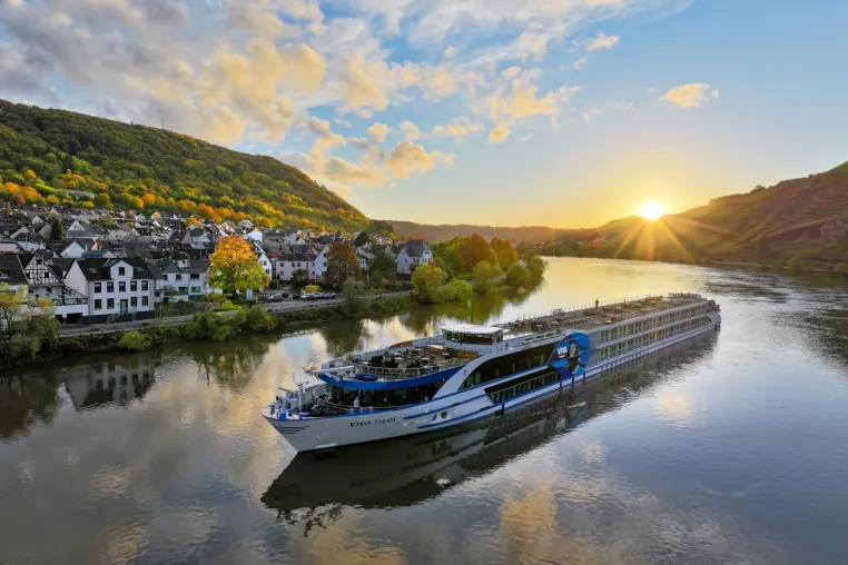 VIVA Cruises: Fluss-Kreuzfahrt mit jüngstem Master of Wine Bild: VIVA Cruises: Fluss-Kreuzfahrt mit jüngstem Master of Wine