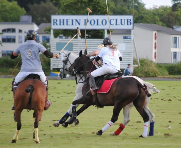 Bild: Polo & Wein Festival Düsseldorf 1. - 3. Juni im Rhein Polo Club