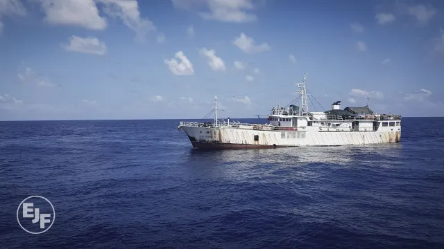 Aufgedeckt: Illegale Fischerei und Menschenrechtsverletzungen durch Chinas Fernfischereiflotte Bild: Aufgedeckt: Illegale Fischerei und Menschenrechtsverletzungen durch Chinas Fernfischereiflotte