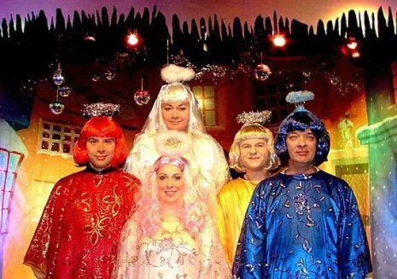 Bild: Nikolaus im Berliner Ernst-Reuter-Saal - Theater Classics mit „Nottkes – das Kieztheater“