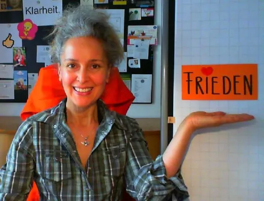 Gedanken für den Frieden – Eine Idee geht um die Welt Bild: Gedanken für den Frieden – Eine Idee geht um die Welt