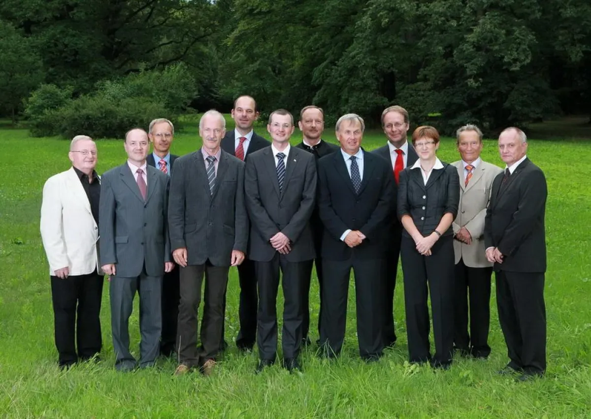 Gruppenbild: Gäste der Jubiäumsfeier in Dresden / Foto: Stiftung Steine-Erden-Bergbau und Umwelt