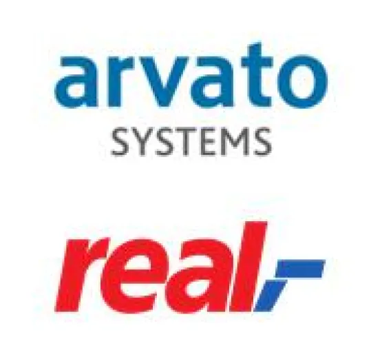 Bild: Zum zweiten Mal in Folge Sieger: real,- erhält “reta” Technology Award Europe