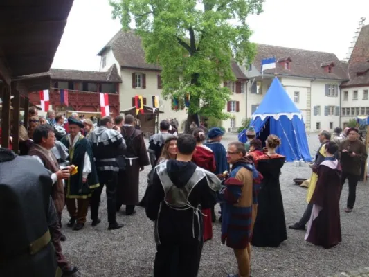 Bild: la folie inszeniert für ÖKK eine „Zeitreise ins Mittelalter“