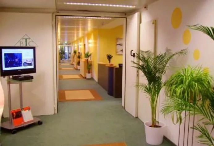 Bürogolf in Neu-Isenburg Bild: Bürogolf in Neu-Isenburg