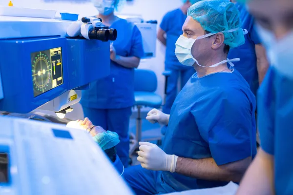 Bild: Smarteye bietet Patienten europaweit einzigartige Augenlaser-Technologie und Verfahrensvielfalt