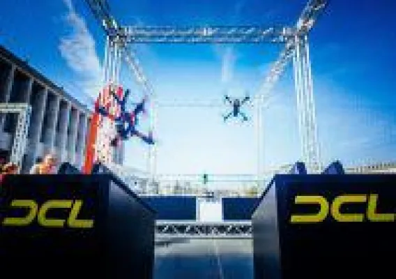 Bild: Vom PC direkt in die Königsklasse: 200 Gamer kämpfen um Startplätze in der Drone Champions League