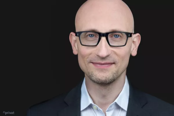 Bild: Von New York nach Reutlingen: Johannes Neuer wird Bibliothekarischer Direktor der ekz