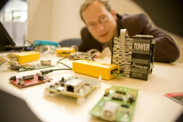 Bild: Call for Papers: Welche Themen diskutiert die Embedded-Software-Branche 2011?