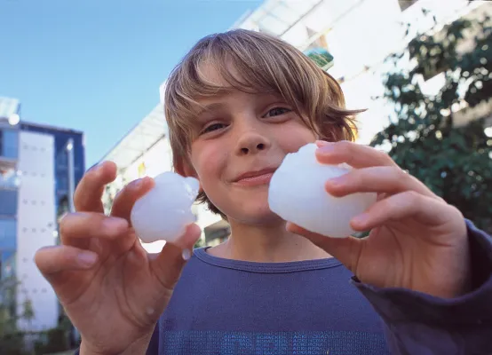 Bild: Flachdächer halten selbst Hagel stand
