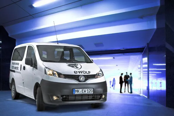 Bild: Elektromobil von Genua bis Den Haag - Frechener Elektrofahrzeug-Pionier e-Wolf nimmt an der E-Rallye WAVE teil