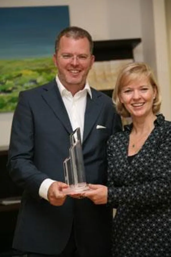 Florian Gast und Ute Reumuth mit dem Immobilien Marketing Award 2007