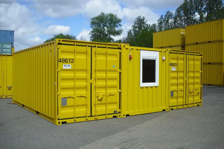 Bild: Gebrauchtcontainer-Center von ELA - Auch gebrauchtes Mobiliar erhältlich