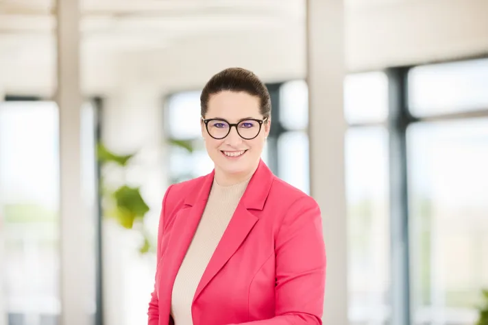 Bild: Prof. Dr. Vera Lenz-Kesekamp ist neue Präsidentin der Euro-FH