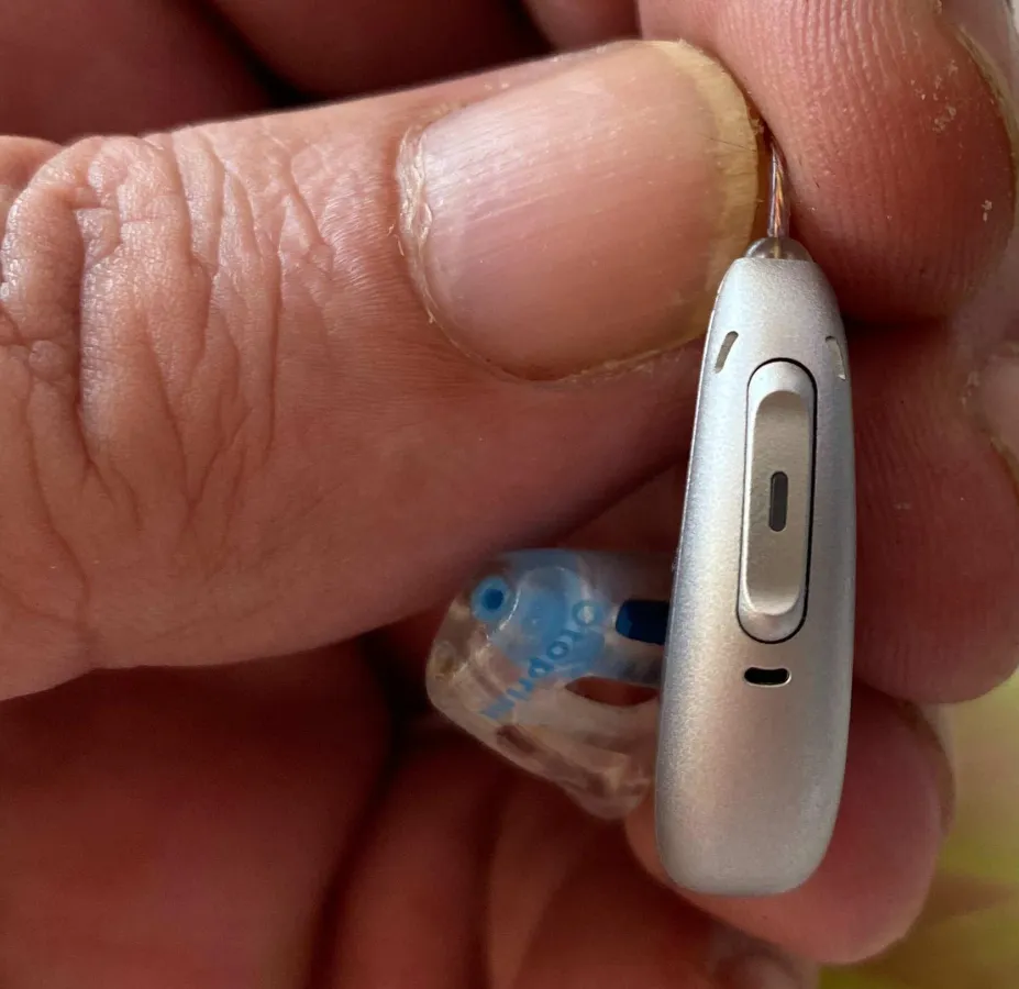 Ein Hörgerät muss nicht teuer sein - oft bieten teure aber mehr