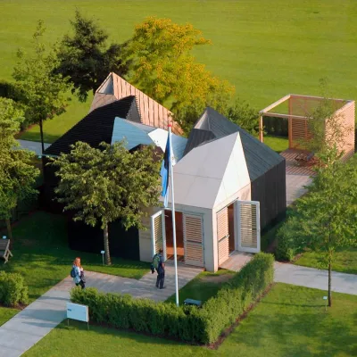 Bild: Estland versteigert Floriade-Pavillon / Design-Holzbau sucht ab sofort Meistbietenden bei Online-Auktion