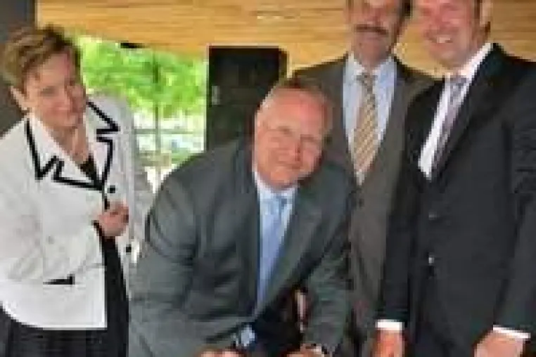 Volksbank Ludwigsburg gibt Gymnasiasten Einblicke in die Berufswelt Bild: Volksbank Ludwigsburg gibt Gymnasiasten Einblicke in die Berufswelt