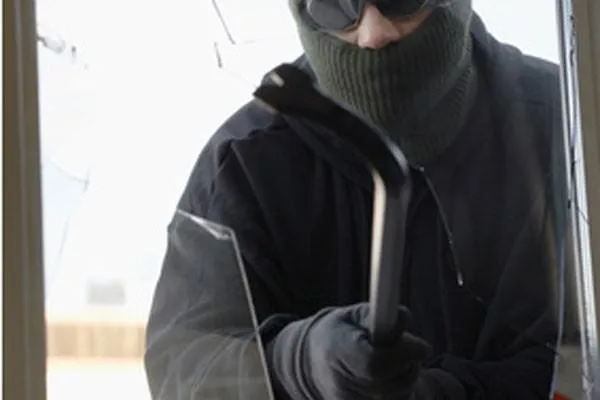 Einbruchschutzfolie sorgt für sichere Fenster Bild: Einbruchschutzfolie sorgt für sichere Fenster