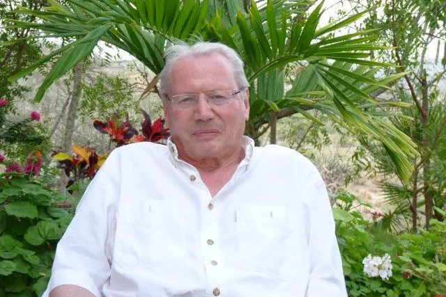 Bild: B.A.U.M Umweltpreis für Paul Greineder - Geschäftsführer Pharmos Natur.