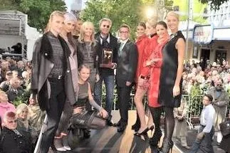 Bild: Strassenmodenschau in Krefeld: styleranking lädt zum „Open Catwalk reloaded“