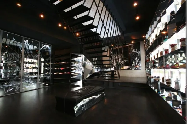 Bild: plus4930 Architektur redesignt OVERKILL Shop Berlin