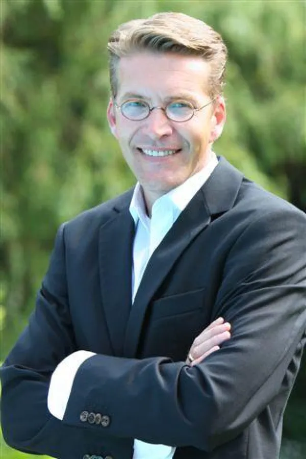 Herr Dr. Gregor Brendel, stellvertretender Vorsitzender und zukünftiger Vorstandsvorsitzender