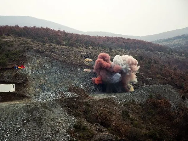 Bild: Größter Chromerztagebau Europas geht in Betrieb