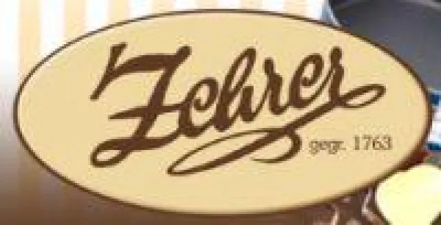 Bild: Massa Ticino und Rollfondant - ein Vergleich