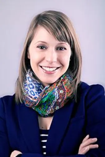Bild: Susanne Lorenz unterrichtet an der Evangelischen Hochschule erfolgreiche Gesprächsführung und Lernen
