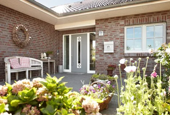 Bild: Mehr Einbruchschutz, geringere Heizkosten – Sicherheitshaustüren aus Holz