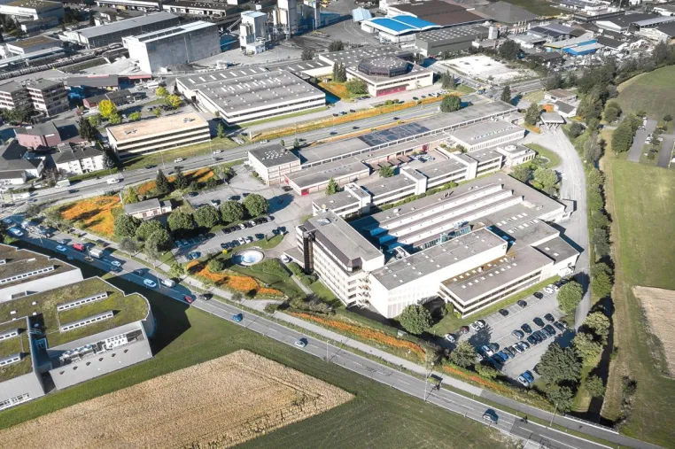 Bild: Rebranding Light strahlt Dynamik und Transparenz