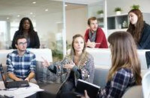 Bild: Durchstarten für die Zukunft der Arbeitswelt