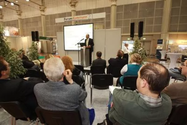 Bild: Zufriedene Aussteller bestätigen Erfolg der DiKOM Nord - 1.951 Besucher informierten sich auf der Fachmesse