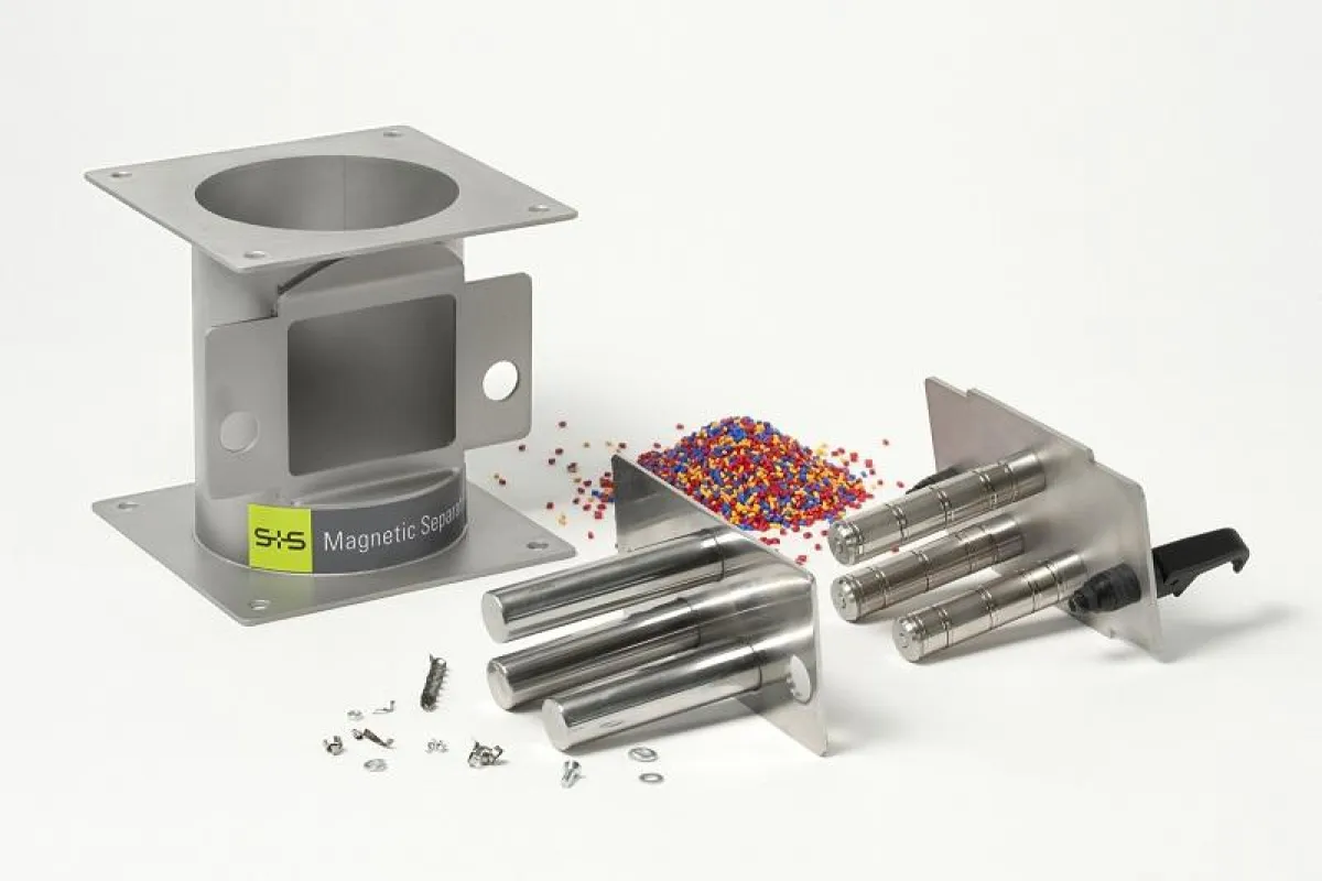 S+S zeigt auf der FAKUMA 2011 den Rohr-Magneten Extractor, dessen Magnetkraft an der Wirkoberfläche auf 8000 Gauß erhöht wurde. (F