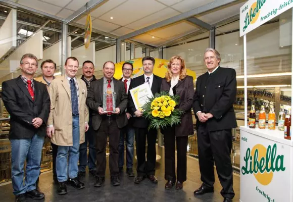 Bild: Libella Quality Award in Gold geht an die Ulmer Getränke Vertrieb GmbH