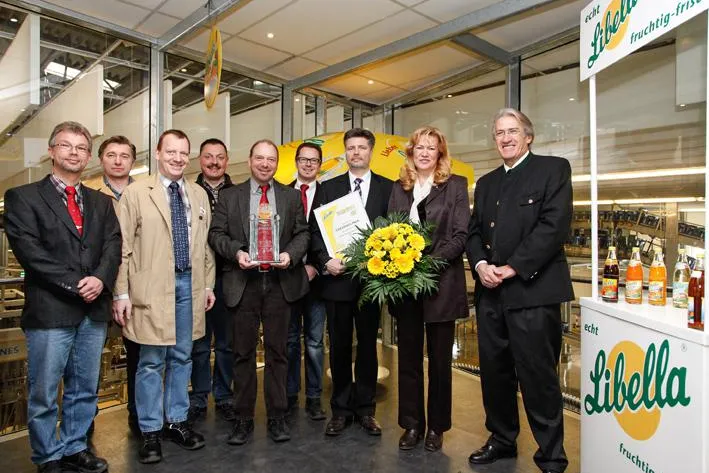 Libella Quality Award in Gold geht an die Ulmer Getränke Vertrieb GmbH Bild: Libella Quality Award in Gold geht an die Ulmer Getränke Vertrieb GmbH